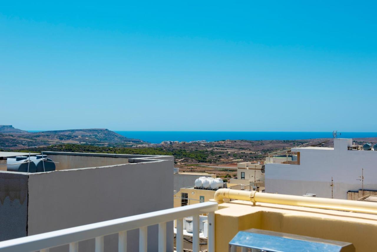 Summer Breeze Apartment With Terrace With Panoramic Views - By Getawaysmalta Мелліха Екстер'єр фото