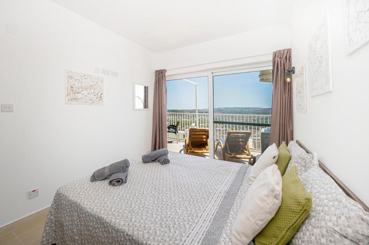 Summer Breeze Apartment With Terrace With Panoramic Views - By Getawaysmalta Мелліха Екстер'єр фото