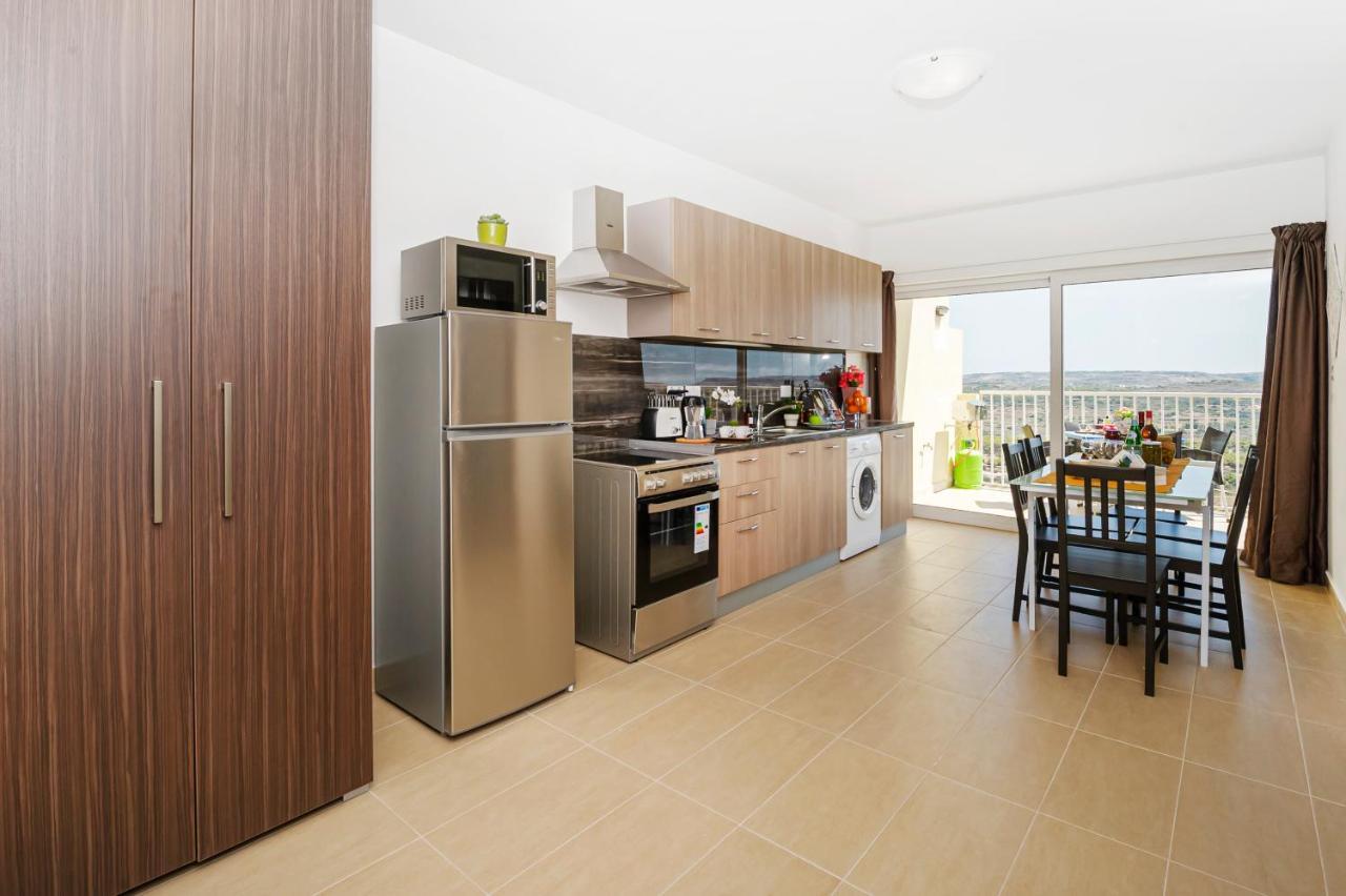 Summer Breeze Apartment With Terrace With Panoramic Views - By Getawaysmalta Мелліха Екстер'єр фото
